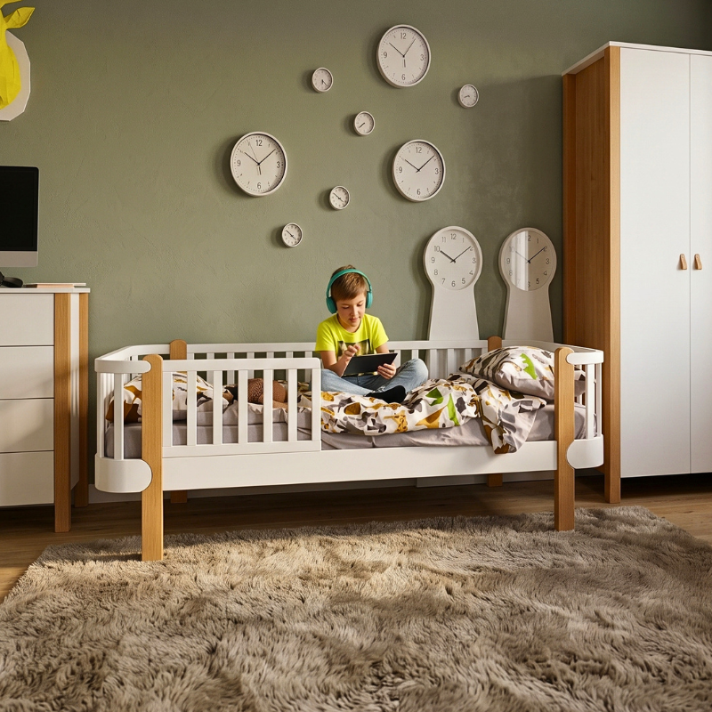 Dětská postel Zukko Gekko 160x80. Bílá / Přírodní buk